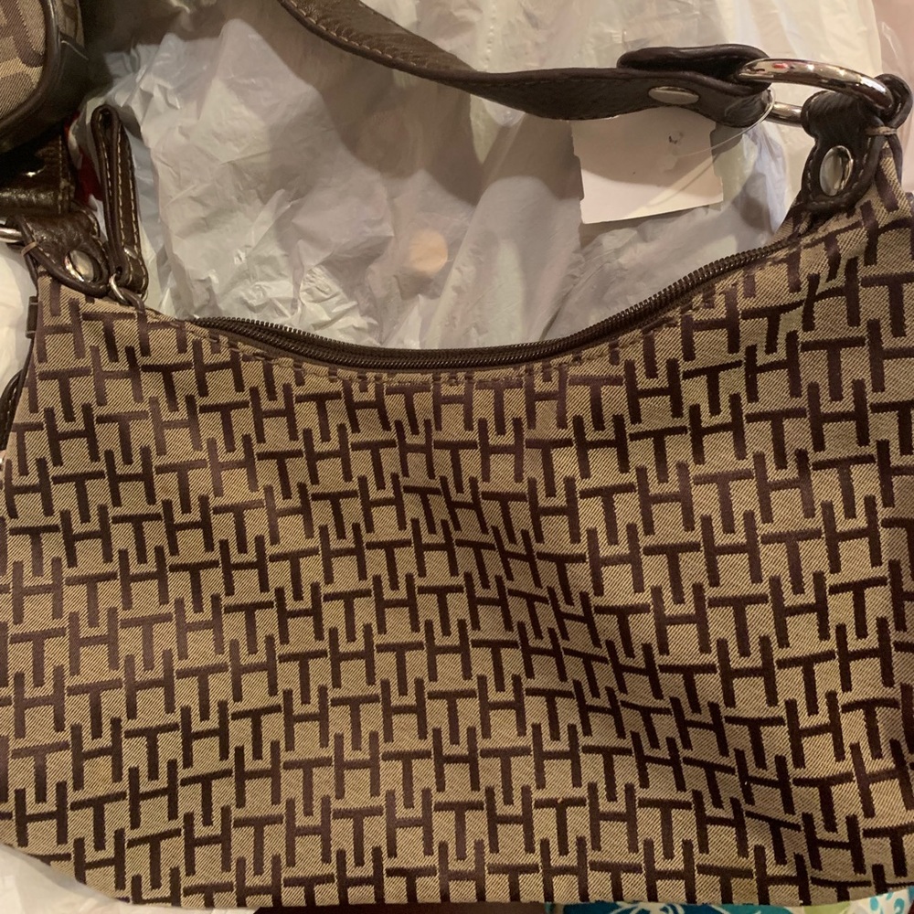 purses - Picture 4 of 6